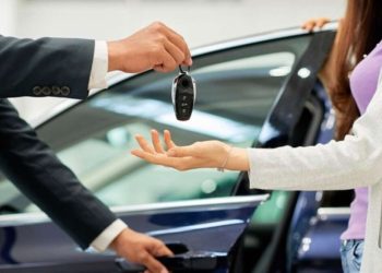 Новий закон про мобілізацію: українці масово перереєстровують авто | АВТО НОВИНИ та області |