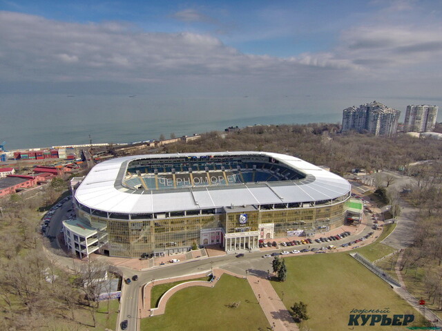 Одесити все ж таки не зможуть подивитися на футбол на стадіоні