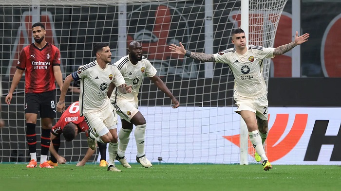 «Рома» минимально выиграла в итальянском дерби у «Милана» в первом матче ¼ финала Лиги Европы