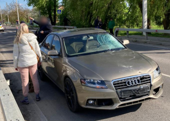 У Львівському районі автомобіль на смерть збив 12-річного велосипедиста