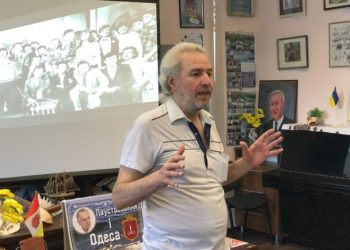 Ушел из жизни еще один член команды КВН “Одесские джентльмены” Александр Теплицкий