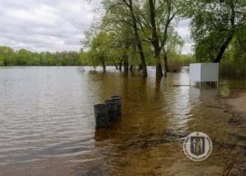 В Києві різко піднявся рівень води у Дніпрі