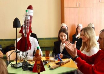 Заступник міністра освіти і науки України відвідав ФІМЛІ — Новости Черкасс