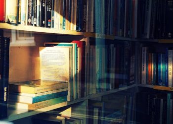 Чому варто читати дітям книжки? 5 причин, які вас переконають