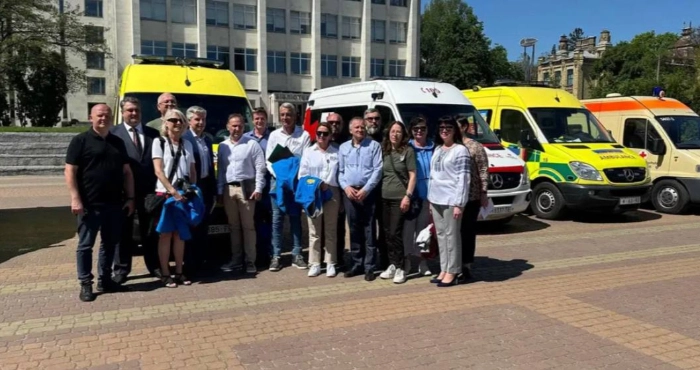 Автотранспорт швидкої допомоги для українських міст. Фото: Херсонська ОВА/ Telegram.