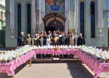 Для захисників освятили паски у Черкасах — Новости Черкасс