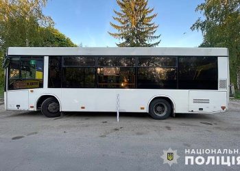 ДТП у Тернополі – в маршрутці впала і травмувалась жінка