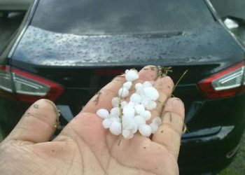 Як захистити авто від граду: поради для водіїв | АВТО НОВИНИ |