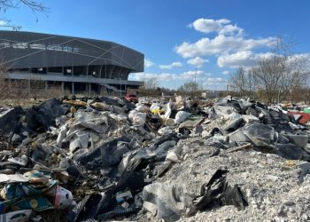Куди вивозять львівське сміття та які компанії за це відповідають