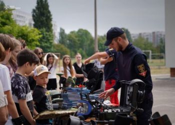 «Літні пригоди без шкоди»: до школярів завітали рятувальники — Новости Черкасс