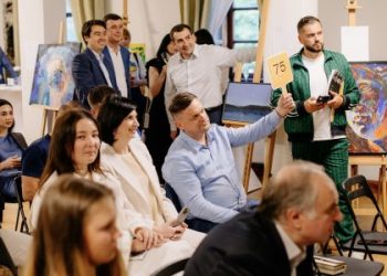 На благодійному аукціоні у Києві зібрав 4 млн грн на потреби ЗСУ