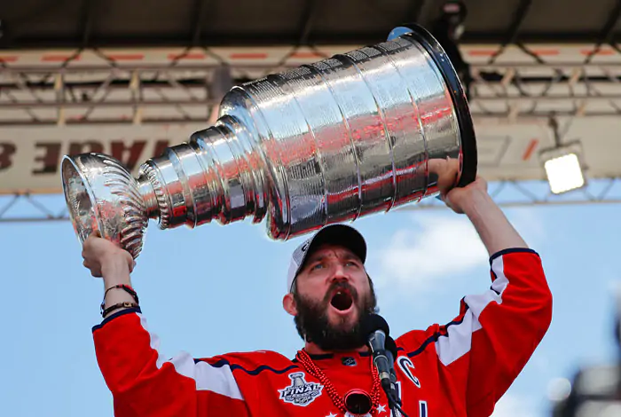 НХЛ заборонить привозити Кубок Стенлі до Росії