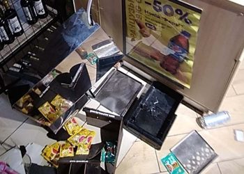 П’яний 38-річний тернополянин розбив вітрини у магазині