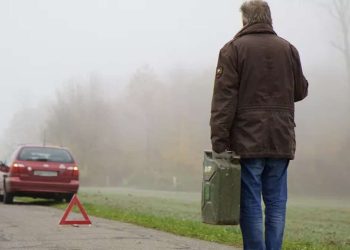 Що робити, якщо в дорозі закінчився бензин: поради водіям | АВТО НОВИНИ |