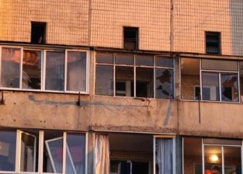 У Львові люди не отримають гроші за вибиті ракетою вікна на балконах