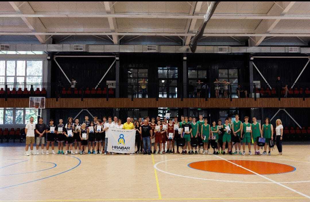 В Бучі відбувся дитячий турнір імені Іллі Грабара «Герої не вмирають»