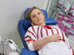 В Одесі люди здавали кров у вишиванках