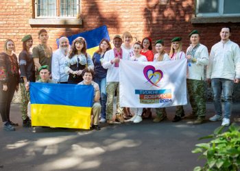 В Одесі люди здавали кров у вишиванках | Південний Кур’єр