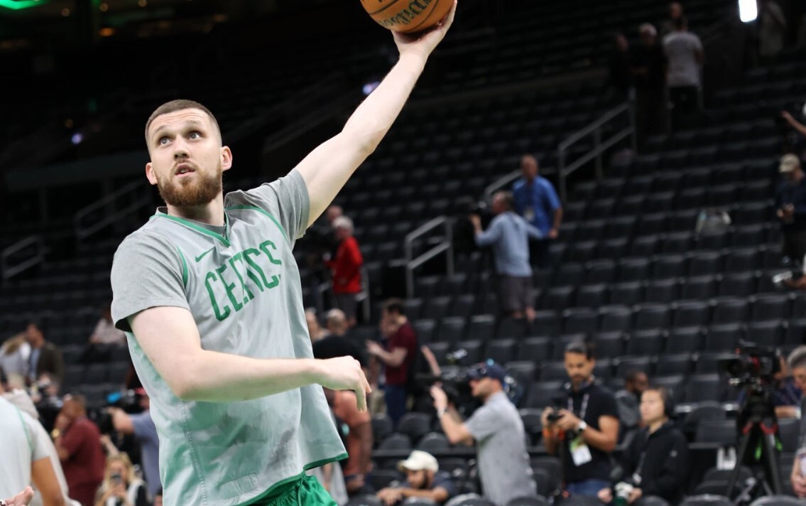 Бостон Святослава Михайлюка подвоїв свою перевагу в фінальній серії НБА