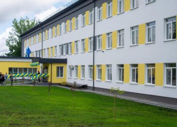Будинок для ВПО відкрили у Чорткові – його переробили з гуртожитку