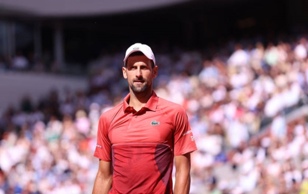 Джокович снялся с Ролан Гаррос и потеряет статус первой ракетки
