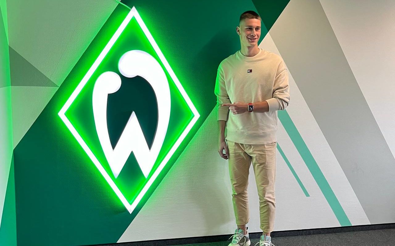 Игрок сборной Украины U-19 Иван Ермачков подписал контракт с немецким «Вердером»