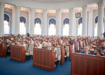 Освітні здобутки: в ОВА привітали школярів — Новости Черкасс