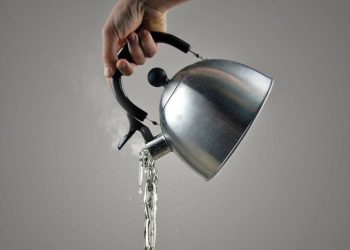 Понад 130 будинків Сихівського району Львова вже отримують гарячу воду