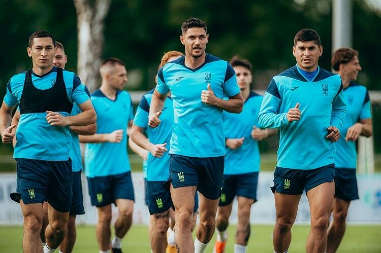 Сборная Украины по футболу активно готовится к товарищескому матчу с Германией перед Евро-2024
