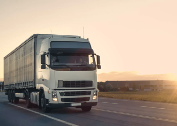 З 1 липня для руху вантажівок встановлюються обмеження | АВТО НОВИНИ |