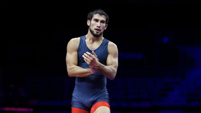 російський борець «плюнув на всіх» та прийняв від МОК запрошення на Олімпіаду-2024