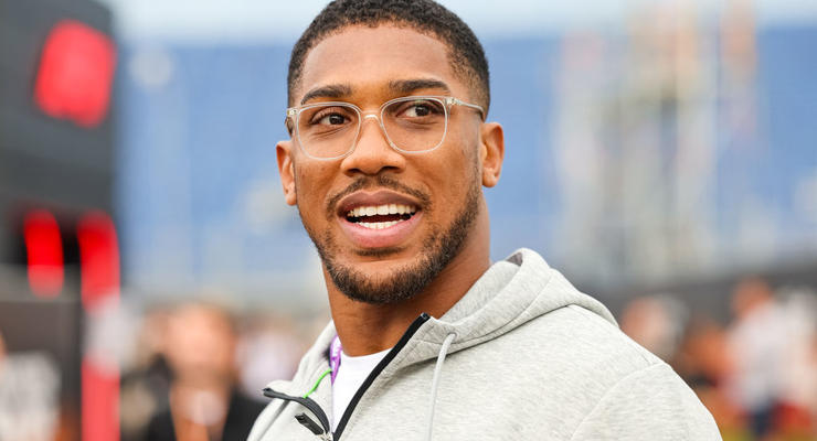 "Большой бонус": Джошуа о том, что IBF отобрал пояс у Усика