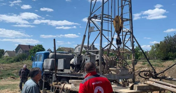 Артезіанська свердловина для Чорнобаївської громади. Фото: Херсонська обласна військова адміністрація/Telegram.