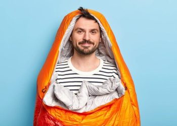 Комфортний сон завжди та всюди: вибираємо спальний мішок | Південний Кур’єр