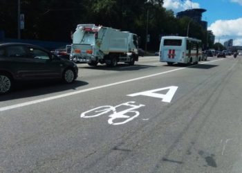 У Києві облаштували ще три смуги для громадського транспорту