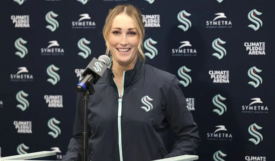 Вперше в історії жінку призначено тренером команди НХЛ