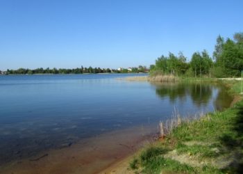 Через захоплення узбережжя озера Задорожнє розпочали розслідування