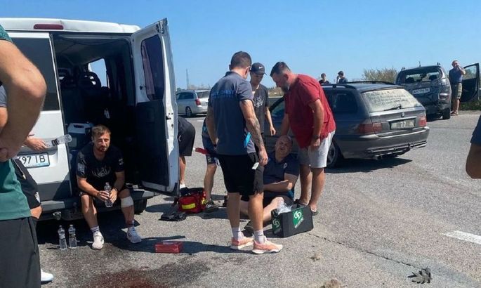 "Думаю, ми були за дві секунди до смерті". В ФК Ужгород розповіли про жахливе ДТП перед матчем