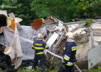 Дві смертельні ДТП за день – в Озерній перекинулася цистерна