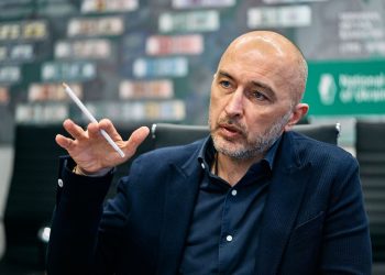 НБУ введет ограничения на переводы по карточкам: названы сроки – Дніпро