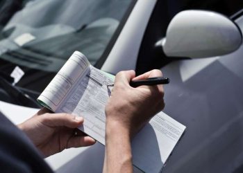 Штрафів за паркування водії у Дніпрі отримали 2000 за тиждень | АВТО НОВИНИ |