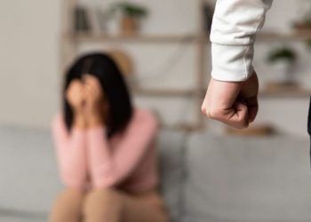 У Хоросткові брат знущався з рідної сестри