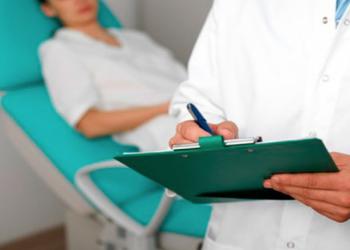 У Львові безкоштовно лікуватиме ізраїльський хірург-офтальмолог. Як записатися