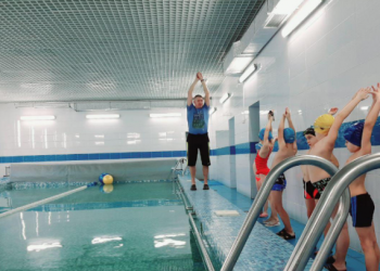 У школах Львова проводитимуть заняття з плавання для дітей з особливими освітніми потребами