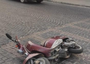 У Львові 24-річного мопедиста госпіталізували через зіткнення з Audi — Львівщіна