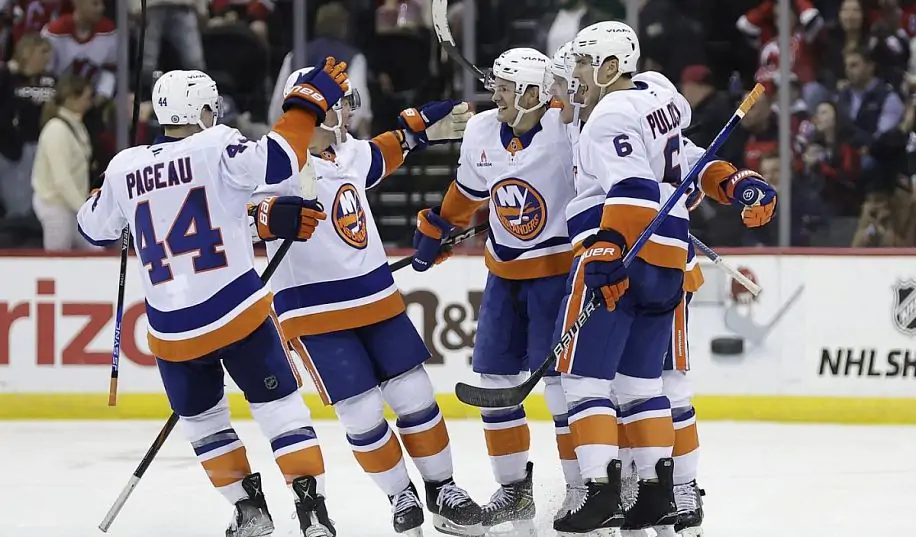 Айлендерс в овертаймі здолали Нью Джерсі, Едмонтон розгромив Піттсбург