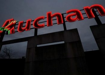 «Ашан» виставив на продаж свою дочірню компанію в росії