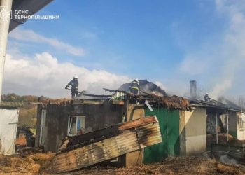 На Тернопільщині сталася масштабна пожежа у господарстві