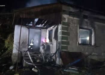 На Збаражчині сталася масштабна пожежа на господарстві (фото) | Терміново новини Тернополя