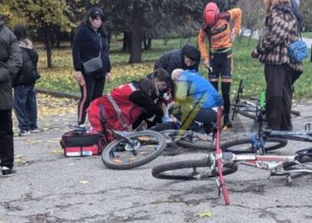 У якому стані хлопець, який впав зі сходів у парку Національного відродження | Терміново новини Тернополя